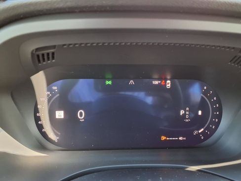 New 2026 Volvo XC60 B5 Core w/ Protection Package Premier image 17