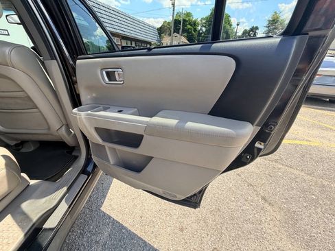 Used 2011 Honda Pilot Touring image 58