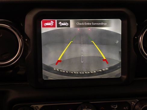 Used 2021 Jeep Wrangler Unlimited Rubicon w/ Trailer Tow Package image 26