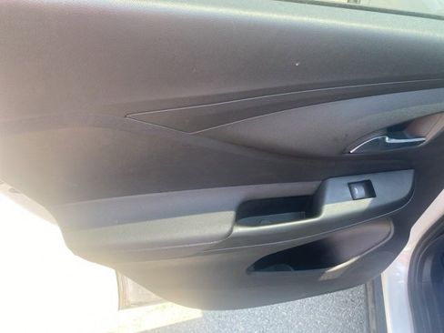 Used 2024 Buick Envista Sport Touring w/ Convenience I Package image 12