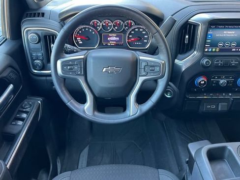 Used 2022 Chevrolet Silverado 1500 RST RWD image 17