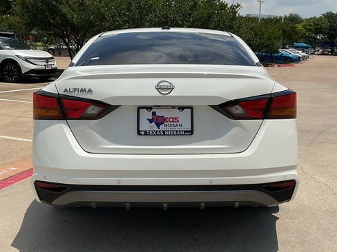 New 2026 Nissan Altima 2.5 SV FWD image 5