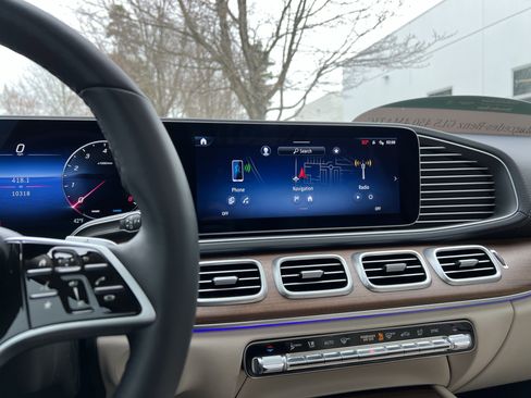 Certified 2025 Mercedes-Benz GLS 450 450 image 31