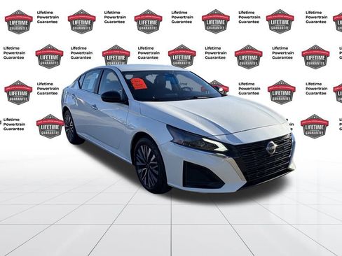 Certified 2024 Nissan Altima 2.5 SV image 9