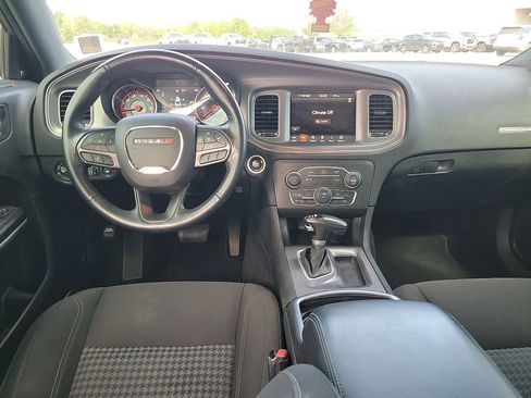 Used 2023 Dodge Charger SXT w/ Cold Weather Package RWD image 10