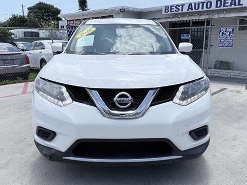 Used 2016 Nissan Rogue S FWD image 1