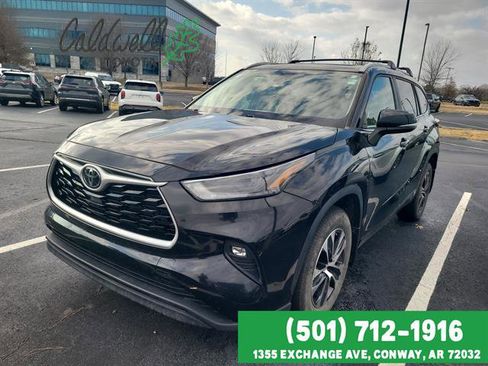Used 2023 Toyota Highlander XLE image 73