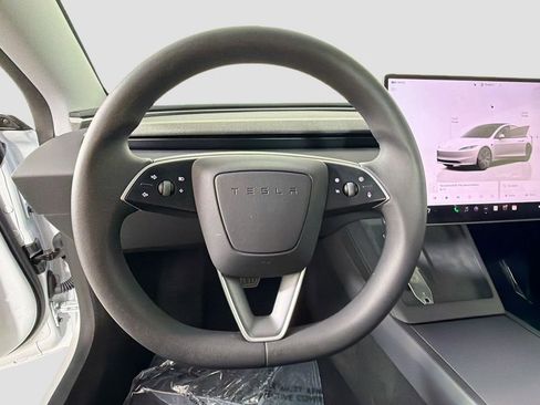 Used 2025 Tesla Model 3 Long Range RWD image 10