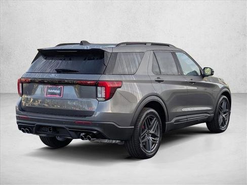 New 2026 Ford Explorer ST image 2