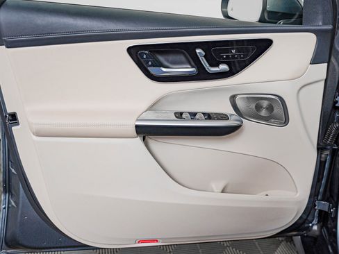 Certified 2023 Mercedes-Benz GLC 300 4MATIC image 19