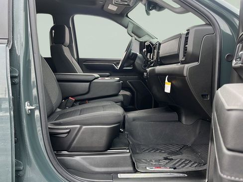 Used 2025 Chevrolet Silverado 2500 LT w/ All Star Edition image 33