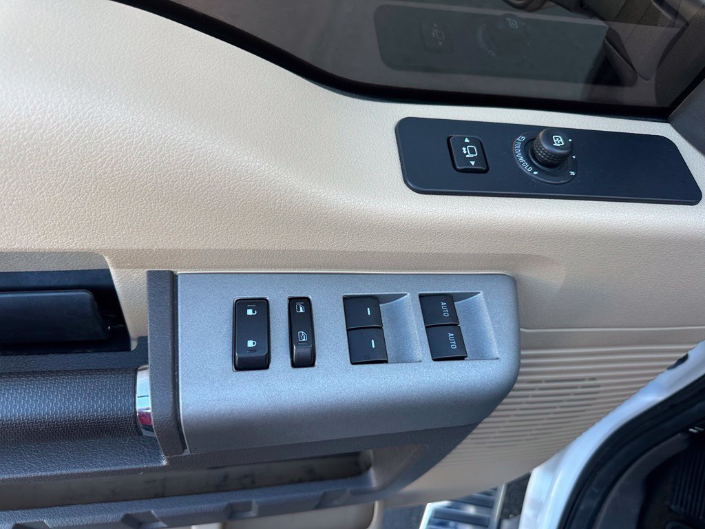 Used 2016 Ford F350 Lariat w/ Chrome Package AWD/4WD image 11