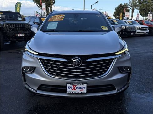 Used 2022 Buick Enclave Premium image 2