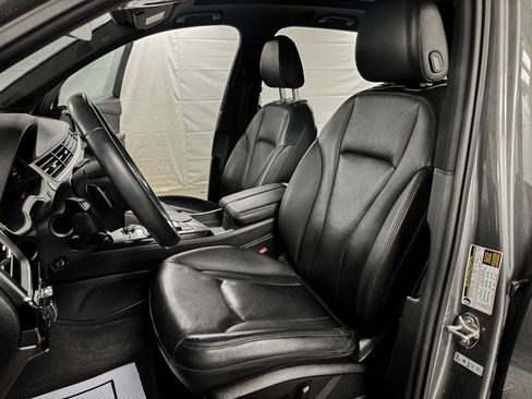 Used 2017 Audi Q7 3.0T Prestige image 7