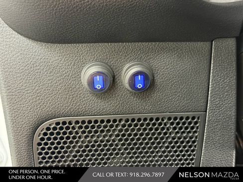 Used 2016 Jeep Wrangler Unlimited Sahara AWD/4WD image 30