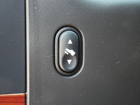 Used 2006 Ford F250 Lariat AWD/4WD image 26