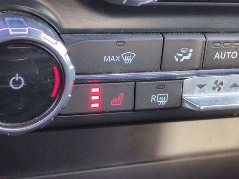 Certified 2022 Ford F150 XLT w/ Equipment Group 302A High image 39