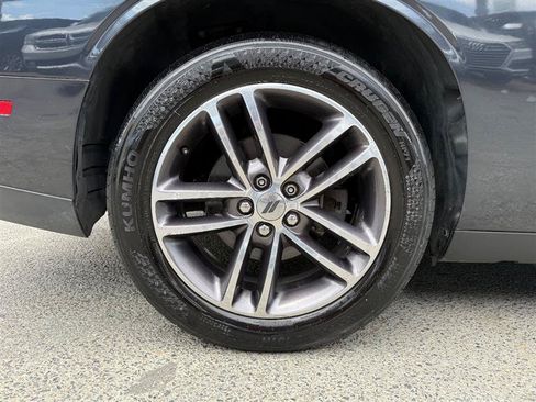 Used 2019 Dodge Challenger SXT AWD/4WD image 12