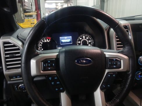 Used 2016 Ford F150 Lariat w/ Equipment Group 502A Luxury image 18