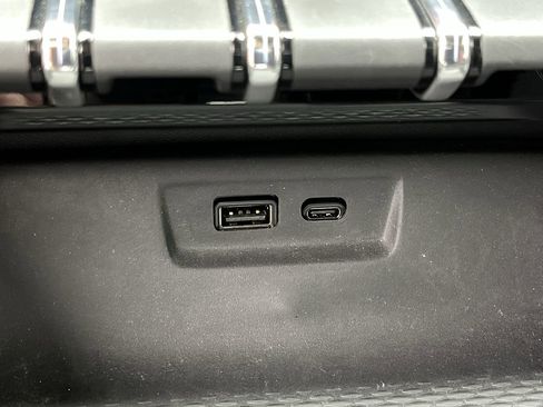 Certified 2025 GMC Terrain Elevation w/ Black Edition AWD/4WD image 22