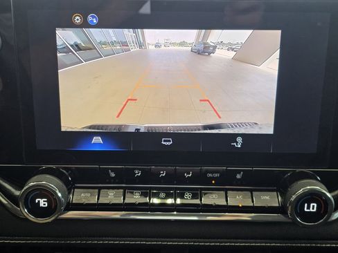 Used 2025 Chevrolet Colorado LT RWD image 16