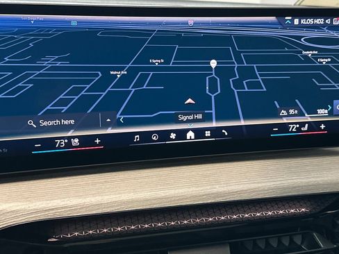 Certified 2025 BMW 430i Coupe w/ Premium Package image 22