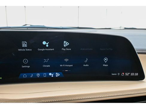 Certified 2024 Cadillac XT4 Luxury w/ Cold Weather Package image 50