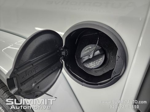 New 2026 Jeep Wrangler Sahara image 34