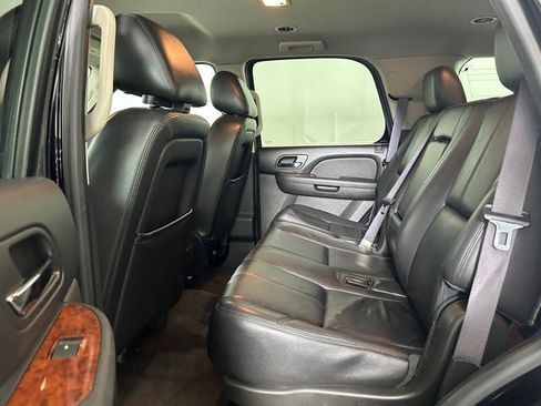 Used 2013 Chevrolet Tahoe LT AWD/4WD image 23