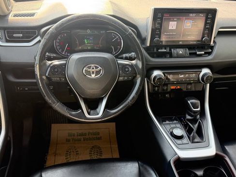 Used 2019 Toyota RAV4 Limited w/ All Weather Liner Package AWD/4WD image 16