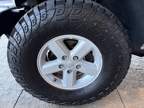 Used 2008 Jeep Wrangler X image 10