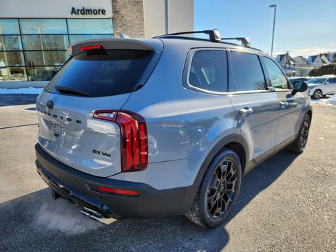 Used 2021 Kia Telluride SX w/ SX Prestige Package image 4