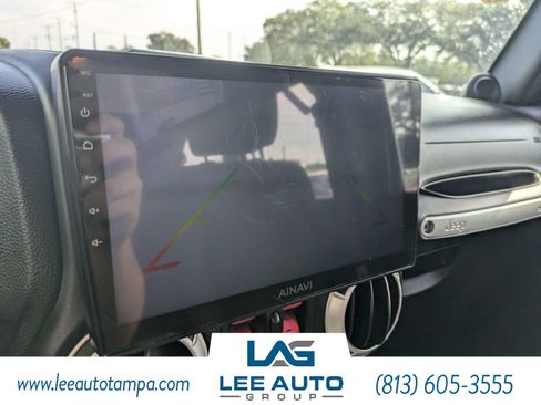 Used 2012 Jeep Wrangler Unlimited Sahara AWD/4WD image 19