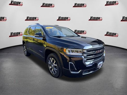 Used 2023 GMC Acadia SLE w/ Driver Convenience Package image 3