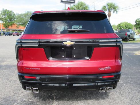 New 2026 Chevrolet Traverse High Country FWD image 6