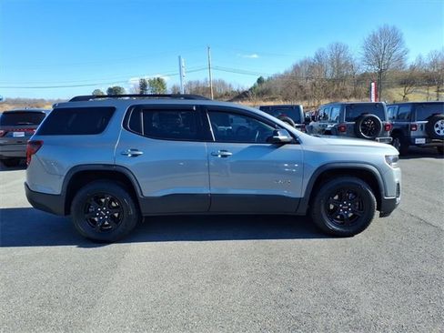 Used 2023 GMC Acadia AT4 w/ Technology Package image 3