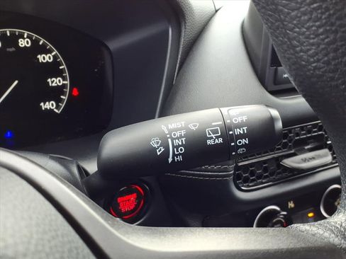 Used 2023 Honda HR-V LX image 31