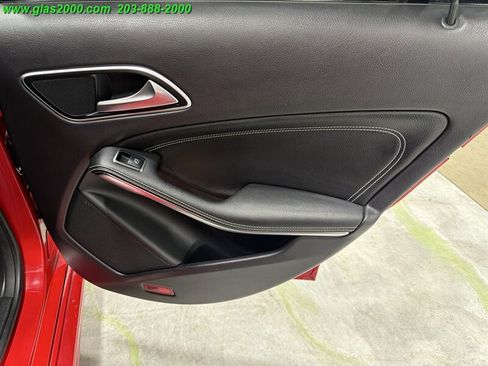 Used 2019 Mercedes-Benz CLA 250 4MATIC image 26