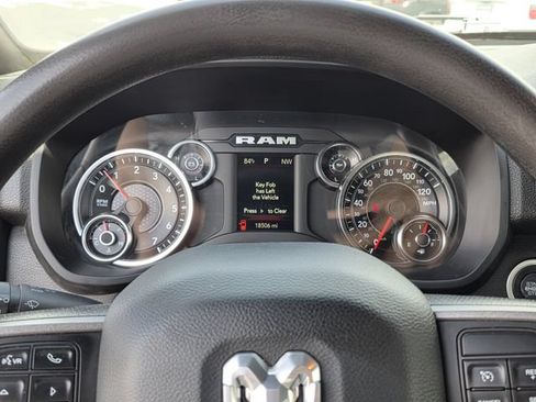 Used 2022 RAM 2500 Tradesman AWD/4WD image 11