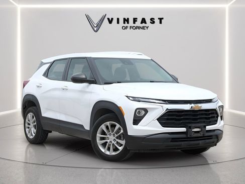 Used 2024 Chevrolet TrailBlazer LS w/ LS Confidence Package FWD image 4