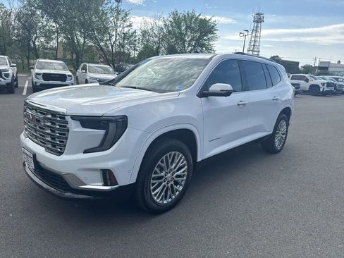 New 2026 GMC Acadia Denali w/ Super Cruise Package AWD/4WD image 3