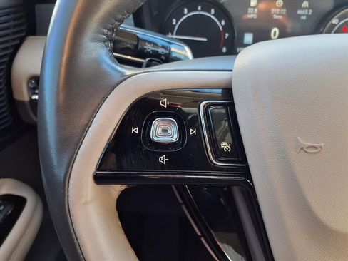 Certified 2021 Lincoln Corsair FWD image 18