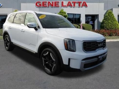 Used 2024 Kia Telluride S w/ S Sunroof Package image 1
