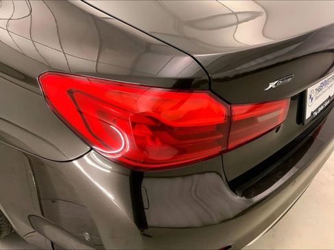 Used 2019 BMW 540i xDrive w/ Premium Package AWD/4WD image 28