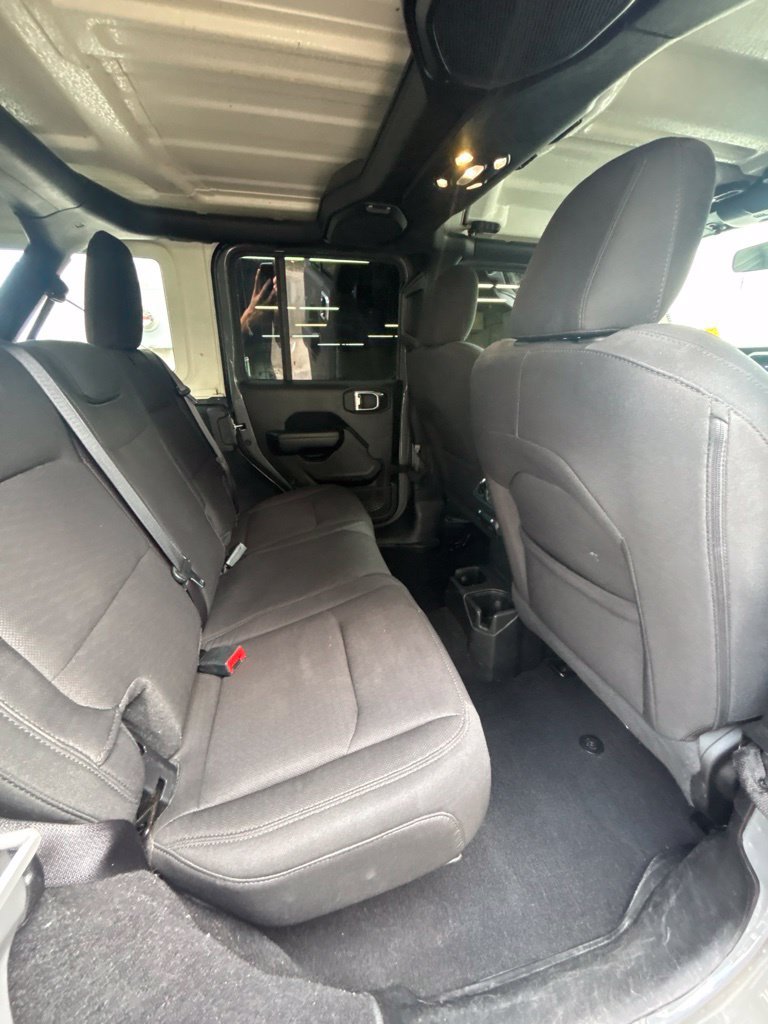 Used 2022 Jeep Wrangler Unlimited Sport AWD/4WD image 22