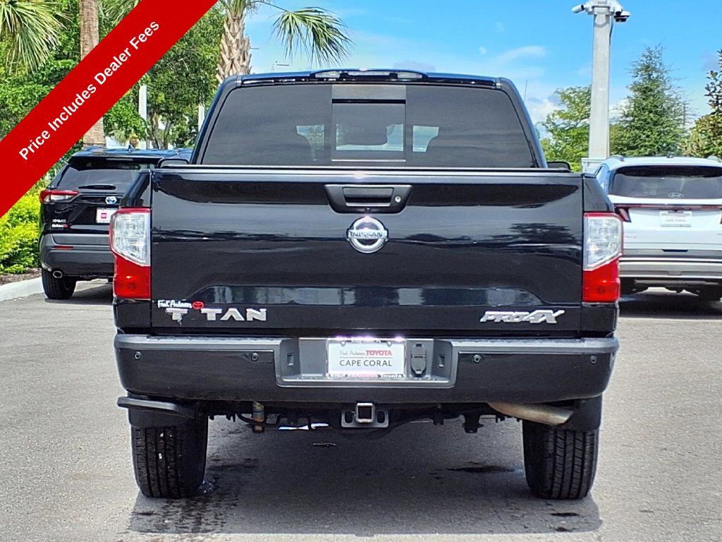 Used 2018 Nissan Titan PRO-4X w/ Pro-4x Convenience Package AWD/4WD image 7