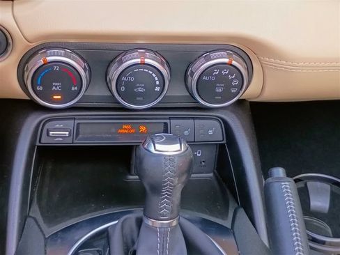 Used 2020 MAZDA MX-5 Miata RF Grand Touring RWD image 50