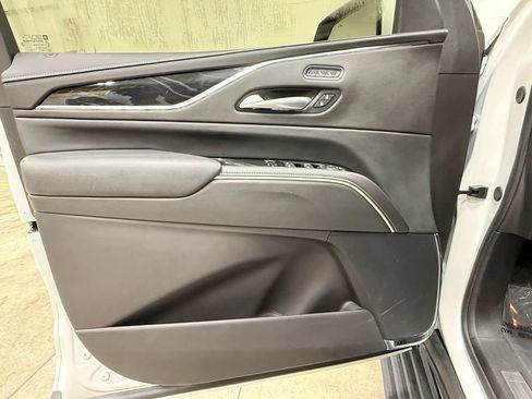 Used 2024 Cadillac Escalade ESV Sport w/ Touring Package AWD/4WD image 37