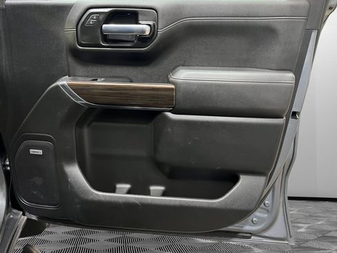 Used 2022 Chevrolet Silverado 1500 LT Trail Boss w/ LT Trail Boss Premium Package image 13