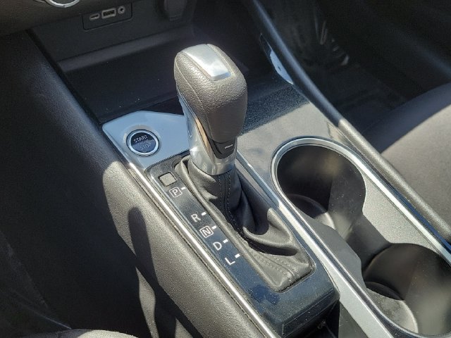 Certified 2024 Nissan Altima 2.5 SV FWD image 32